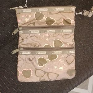 💝Rare Lesportsac small crossbody bag.💝